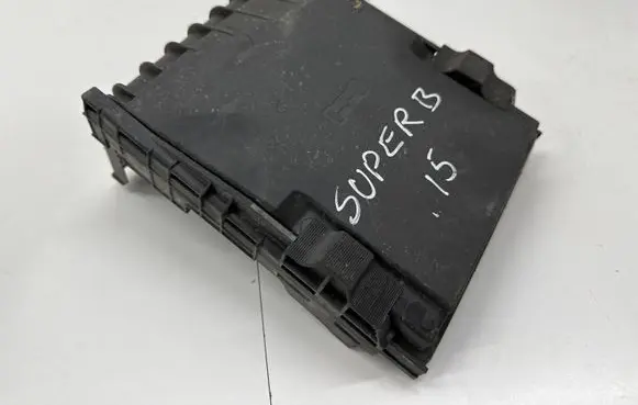 Fuse box cover