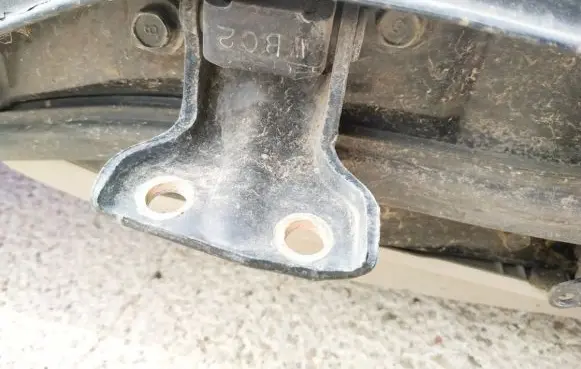 Mitsubishi Galant Rear door lower hinge