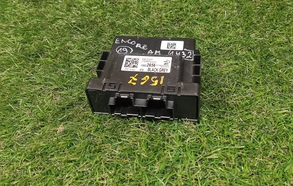 Buick Encore I Parking PDC control unit/module 13522656 F00HJ01921