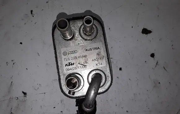Audi Q7 4L Fuel cooler (radiator) 7L6203491D