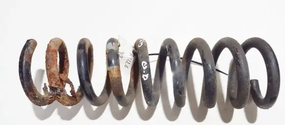 Mercedes-Benz E W210 Rear coil spring