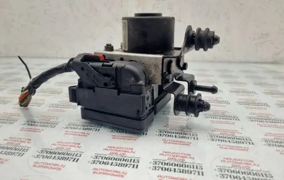 Skoda Octavia Mk2 (1Z) ABS Pump 1K0614117G 1K0907379N