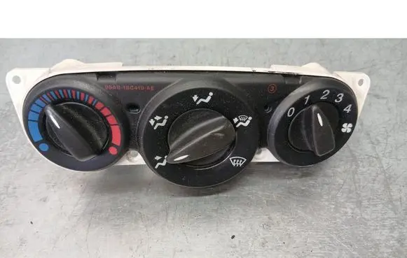 Ford Focus Air conditioning/heating control unit 98AB18C419AE