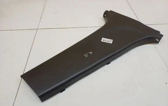 Toyota Corolla E120 E130 (D) pillar trim (bottom) 6241302070