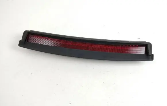 Tesla Model 3 Third/center stoplight 161520200A DCP22283C0562