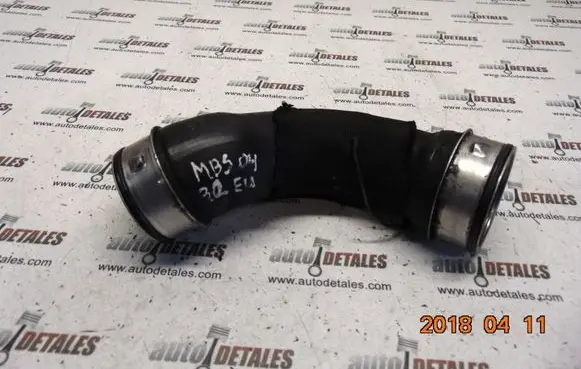 Mercedes-Benz S W220 Intercooler hose/pipe A2205280982