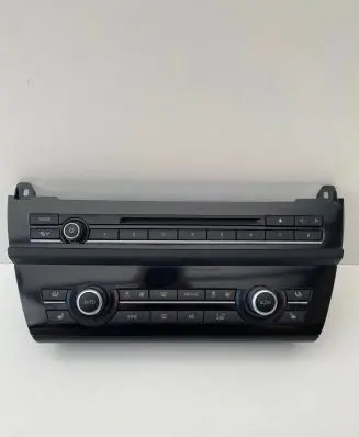 BMW 5 F10 F11 Climate control unit 9331829