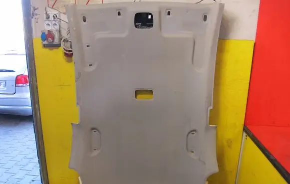 KIA Rio Headlining 