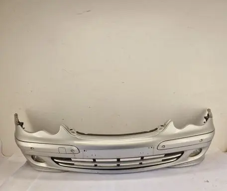 Mercedes-Benz C W203 Front bumper 