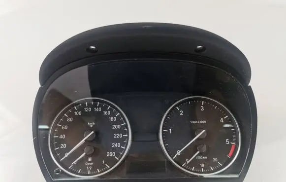 BMW 3 E90 E91 Speedometer (instrument cluster) 9187344