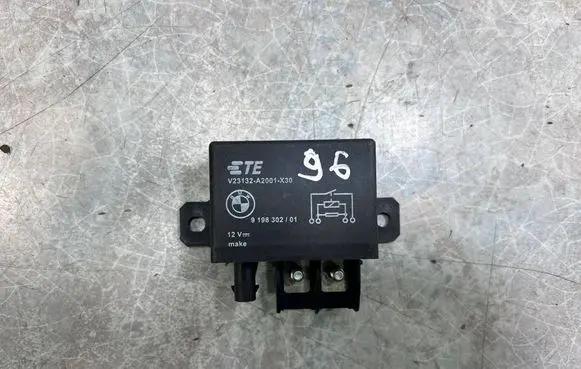 BMW X5M F85 Coolant fan relay 9198302