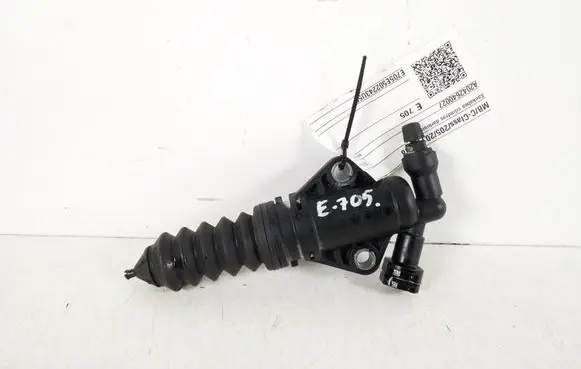 Mercedes-Benz C W205 Clutch slave cylinder A2042640027