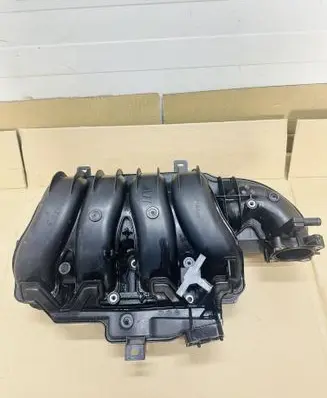 Toyota RAV 4 (XA40) Intake manifold 
