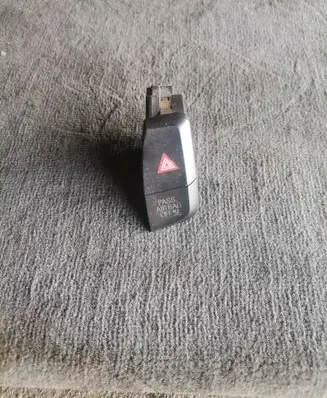 Audi A4 S4 B8 8K Hazard light switch 8K2941509D 170142013