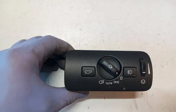 Volvo V40 Light switch 31443831
