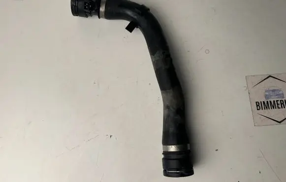 BMW 5 E60 E61 Engine coolant pipe/hose