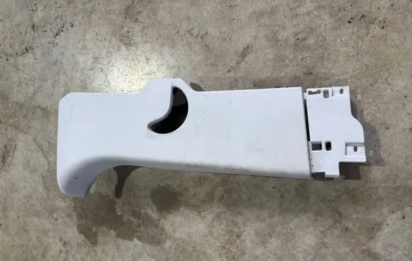Opel Combo E (B) pillar trim (top) 9816492377 9816491977