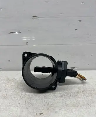 BMW 1 E81 E87 Mass air flow meter 0280218159 7566989