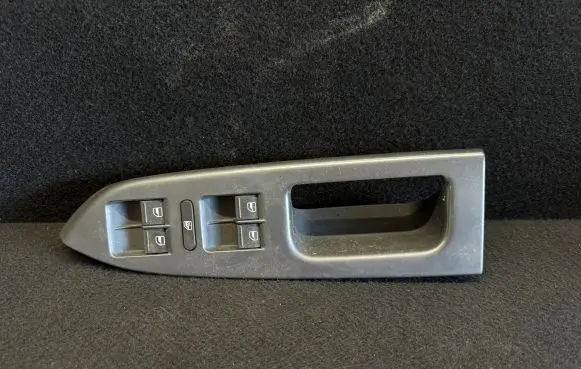 Volkswagen Touran I Electric window control switch 1K4959857A 1T1867371H