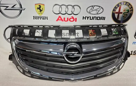 Opel Insignia A Front bumper upper radiator grill 13475242