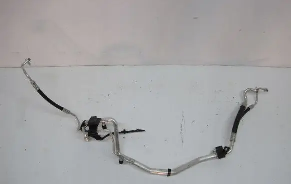 Peugeot Partner III Water pump 9839376580