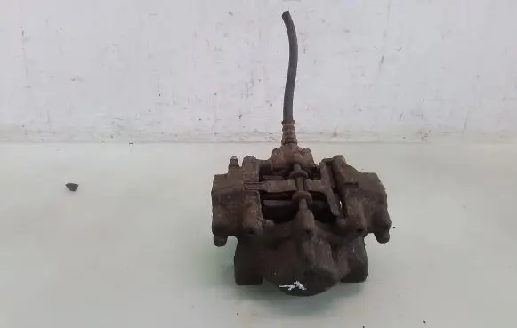 Mercedes-Benz C W203 Rear brake caliper