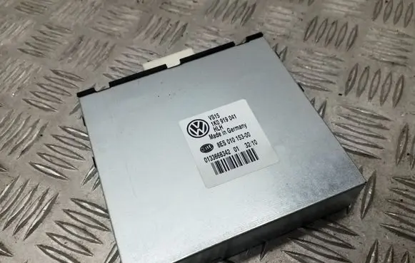 Volkswagen Golf VI Power management control unit 1K0919041
