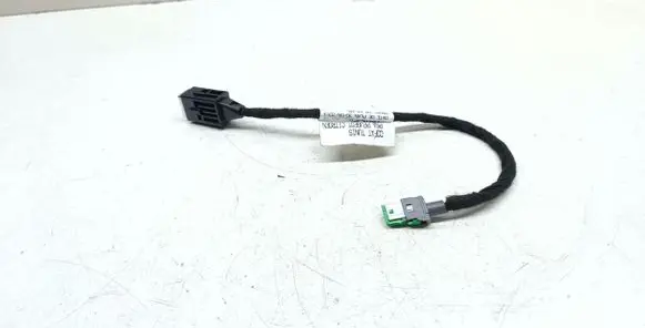 Peugeot 308 USB socket connector 9806048080