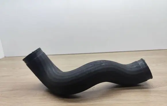 Volvo XC90 Intercooler hose/pipe 30766440