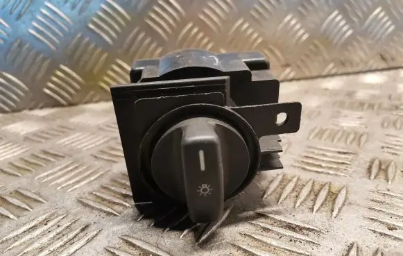 Mercedes-Benz A W169 Light switch 1695453004