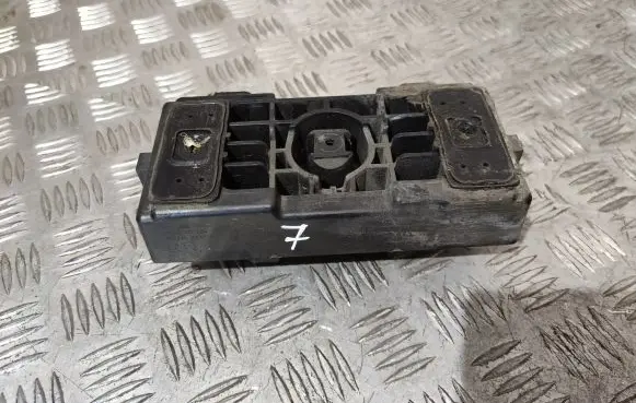 Mercedes-Benz GLS X166 Jacking socket point A1666900334