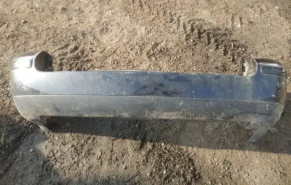 Volkswagen PASSAT B5.5 Rear bumper JUODAS