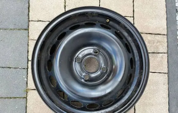 Toyota Aygo AB40 R15 steel rim 426110H030