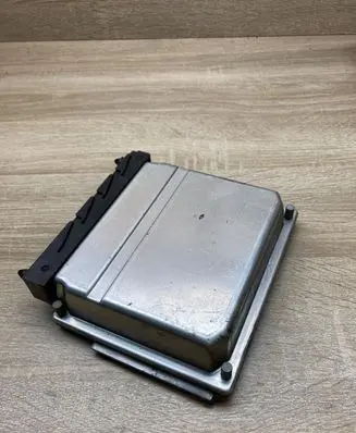 Volvo V70 Engine control unit/module ECU 09496667A 0281001776