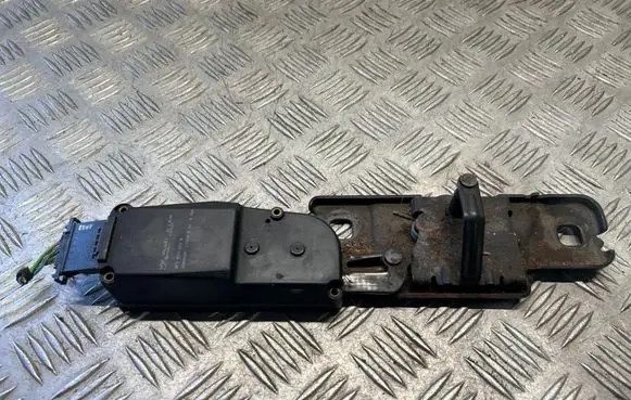 Audi Q7 4L Tailgate/trunk/boot lift motor 4F9827383B