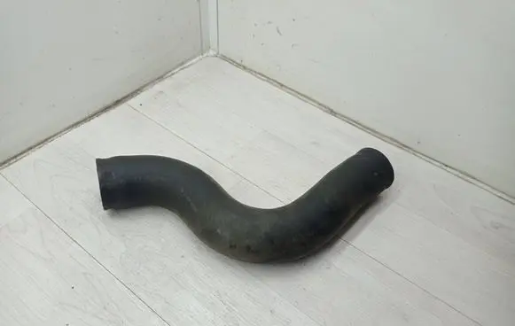 Honda CR-V Intercooler hose/pipe