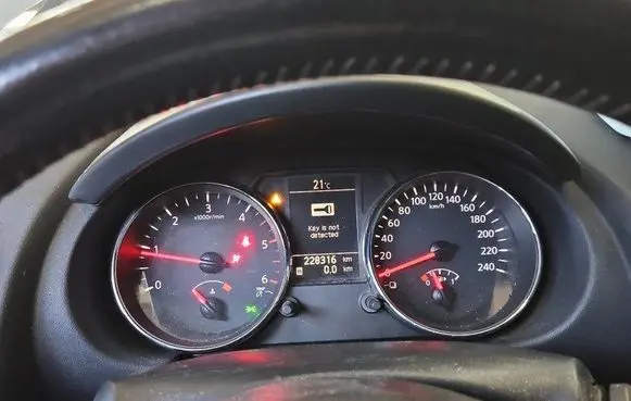 Speedometer (instrument cluster)