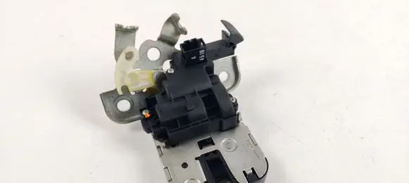 Audi A7 S7 4G Tailgate/trunk/boot lock/catch/latch 8K9827505A