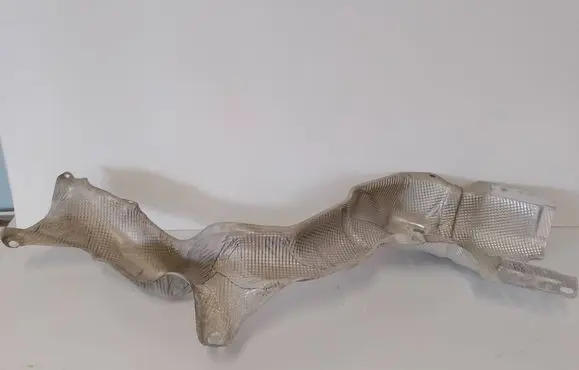Renault Megane IV Exhaust heat shield 747610046R