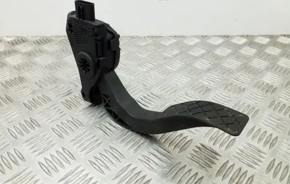 Audi A4 S4 B8 8K Accelerator throttle pedal 8K1723523
