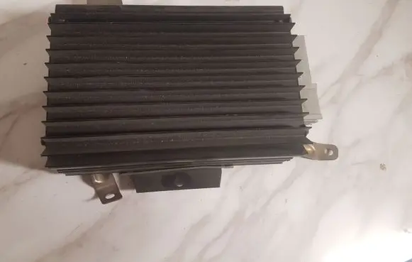 Mercedes-Benz ML W163 Sound amplifier A1638200189 181981
