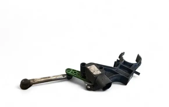 Headlight/headlamp level sensor