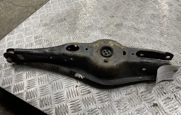 Audi Q3 8U Rear upper control arm/wishbone