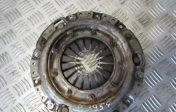 Mitsubishi Space Runner Pressure plate 