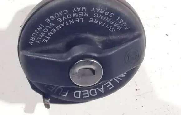 Fuel tank filler cap