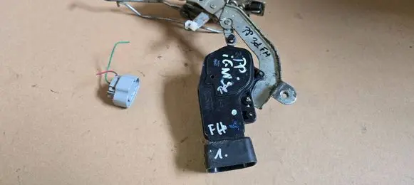 Suzuki Ignis Front door lock 8220180G10 8220180G20