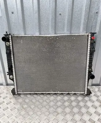 Mercedes-Benz GL X164 Coolant radiator 2515000304 A2515000304