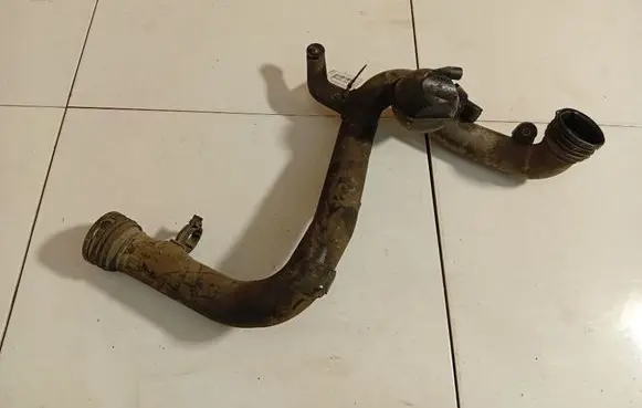 Intercooler hose/pipe
