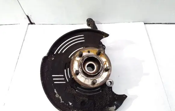 Land Rover Discovery 4 - LR4 Front wheel hub spindle knuckle AH223K186AC