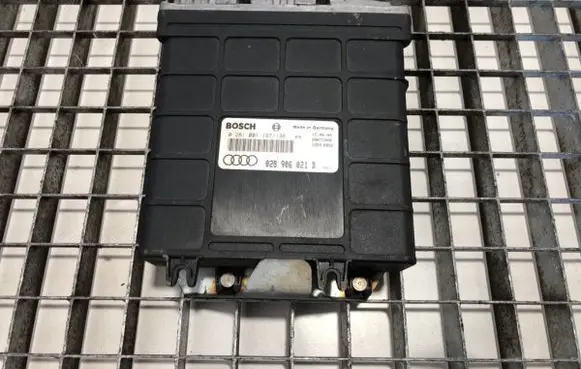 Volkswagen Transporter - Caravelle T4 Engine control unit/module ECU 02B906021D